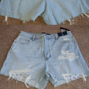 Mom shorts